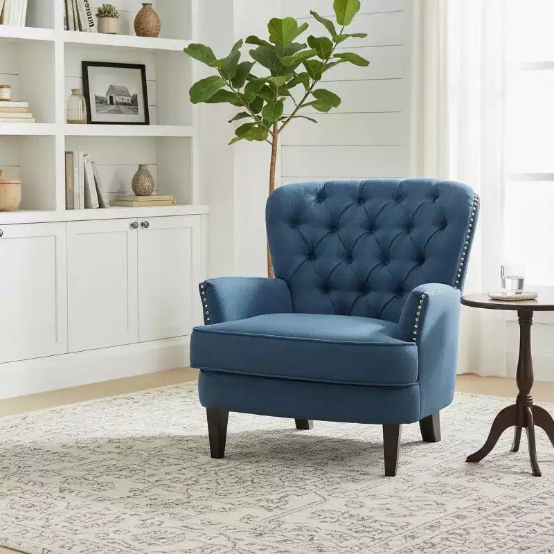 Chaise longue capitonnée à dossier incurvé