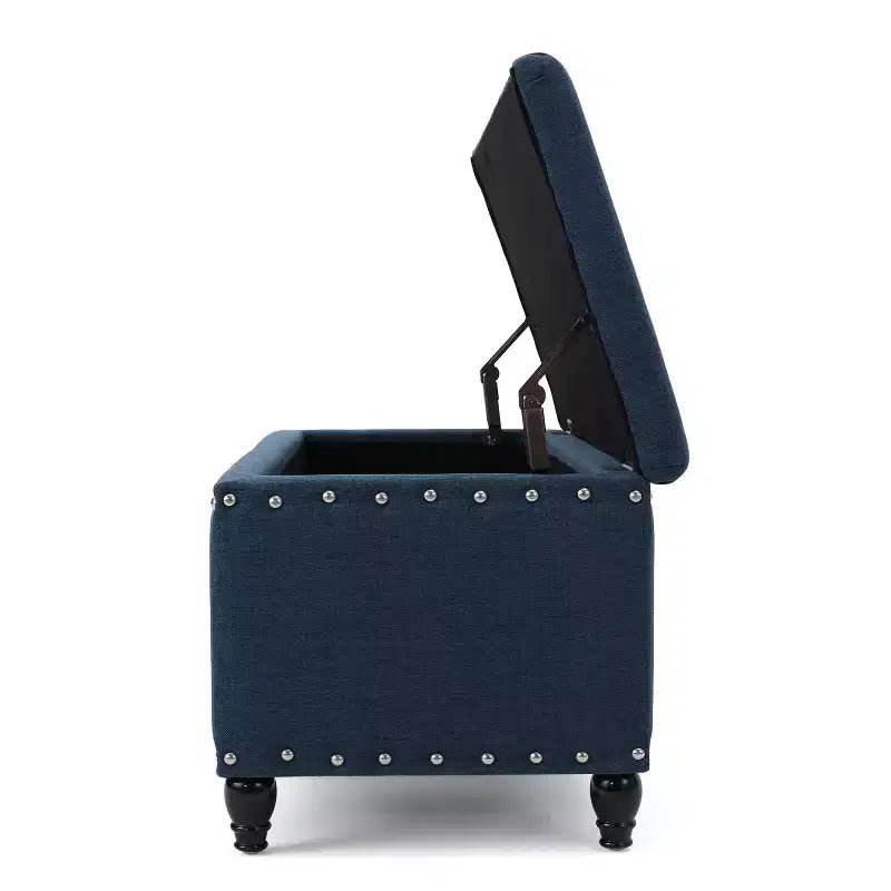 Banc coffre de rangement moderne décoré de clous décoratifs, avec grand espace de rangement